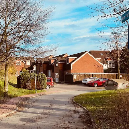 Solund - Sonne Im Herzen - Ruhige Und Sonnige Ferienwohnung Mit Terrasse Und Garten Nahe Strand Und Ostsee Schönhagen Exterior foto