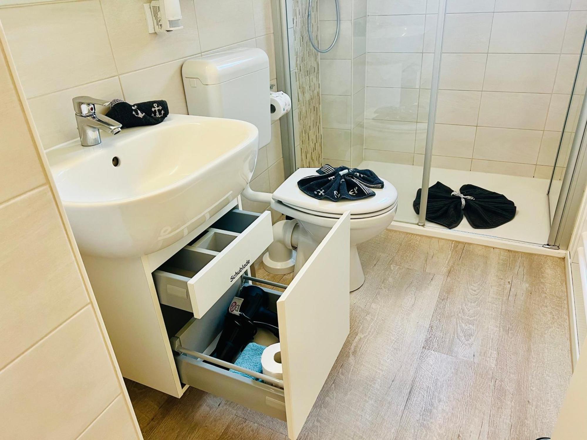 Solund - Sonne Im Herzen - Ruhige Und Sonnige Mit Terrasse Und Garten Nahe Und Ostsee Apartment *